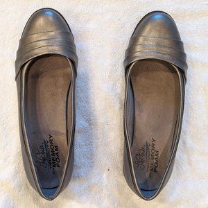 Life Stride Memory Foam Adelle Silver Flats